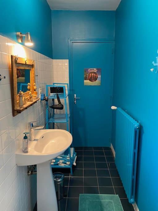Au Lavoir Vinzelles Ngoại thất bức ảnh